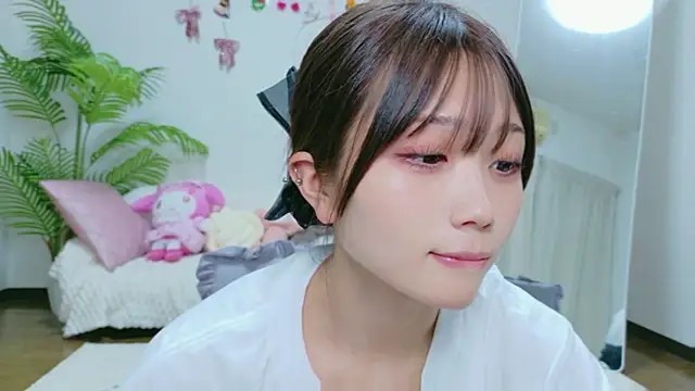 Snapshot of ayu-jpnk chatting on 04-15-26, 11:39 ayu-jpnk online show from 04-15-26, 11:39