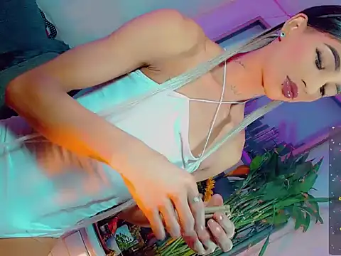 agathaferrer3 online show from 03-22-26, 04:32