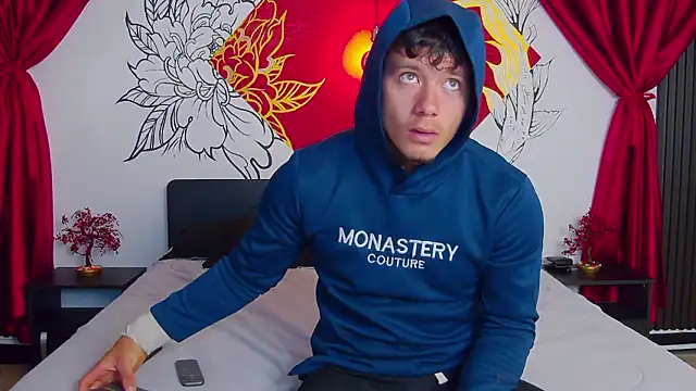 MagnusKnight  online show from 02-09-26, 01:37