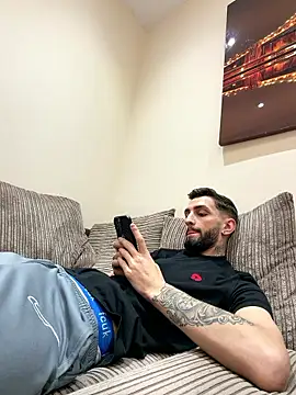 Juliann69Ramiro online show from 01-18-26, 02:15