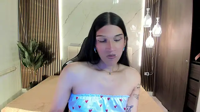 Bianca baldwin  online show from 12-13-25, 08:47