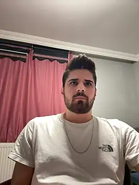 Snapshot of berke3424 chatting on 05-07-26, 10:15 berke3424 online show from 05-07-26, 10:15