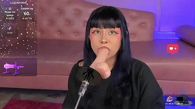 Lia Kitten2 online show from 01-13-26, 07:13