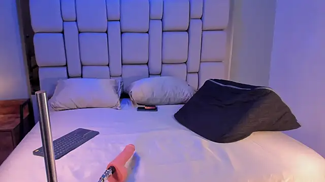 Belanny online show from 04-20-26, 04:15