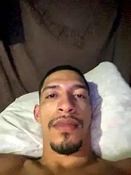 Snapshot of rocchw chatting on 01-08-26, 03:09 rocchw online show from 01-08-26, 03:09