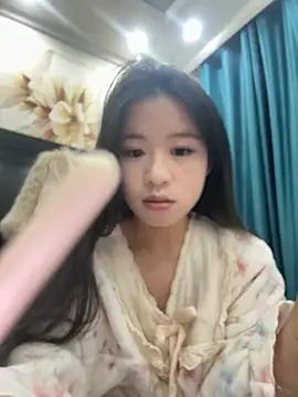 Snapshot of Kawaii-P chatting on 02-07-26, 12:53 Kawaii-P online show from 02-07-26, 12:53