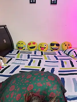 Snapshot of Cutie_Seema chatting on 01-14-26, 03:17 Cutie Seema online show from 01-14-26, 03:17