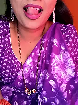 Snapshot of Rachu_love chatting on 01-10-26, 06:37 Rachu love online show from 01-10-26, 06:37