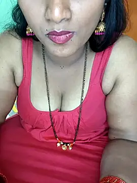 Snapshot of Rachu_love chatting on 01-11-26, 06:57 Rachu love online show from 01-11-26, 06:57