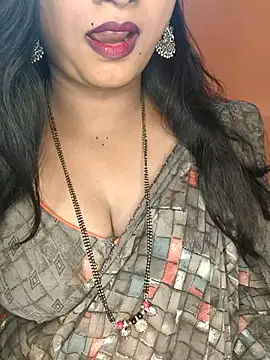 Snapshot of Rachu_love chatting on 04-24-26, 04:42 Rachu love online show from 04-24-26, 04:42