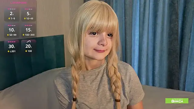 Snapshot of HarleyHeat chatting on 12-17-25, 07:58 HarleyHeat online show from 12-17-25, 07:58