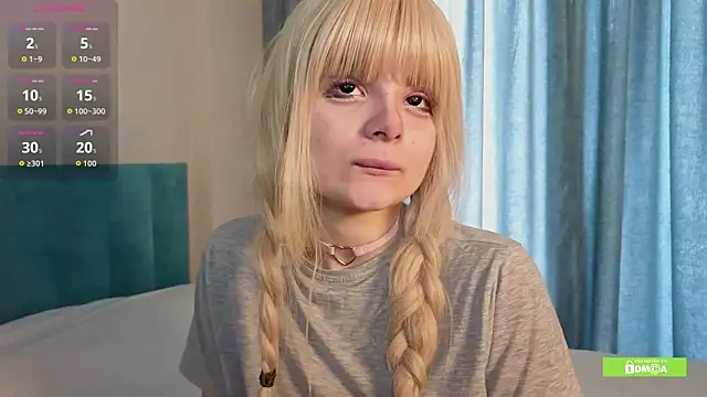 Snapshot of HarleyHeat chatting on 12-18-25, 08:09 HarleyHeat online show from 12-18-25, 08:09