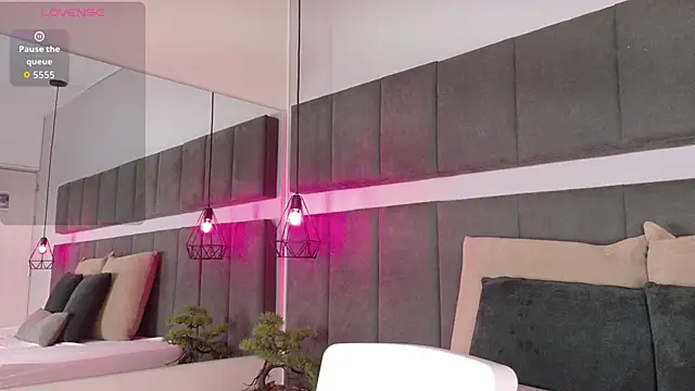 luna blannco online show from 01-08-26, 01:02