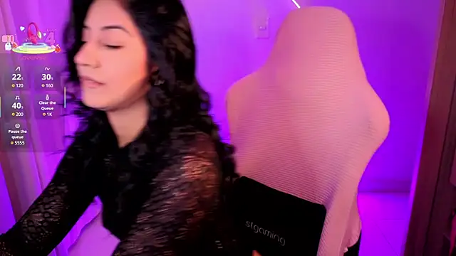 chloebum  online show from 04-04-26, 10:57