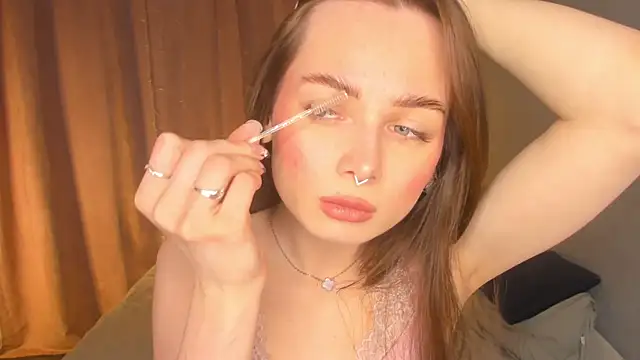 YvonneRobes online show from 04-18-26, 07:07