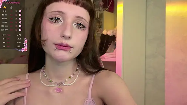 MiraJades online show from 03-29-26, 10:32