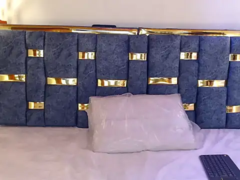 CATALINA HIL9 online show from 01-14-26, 07:19