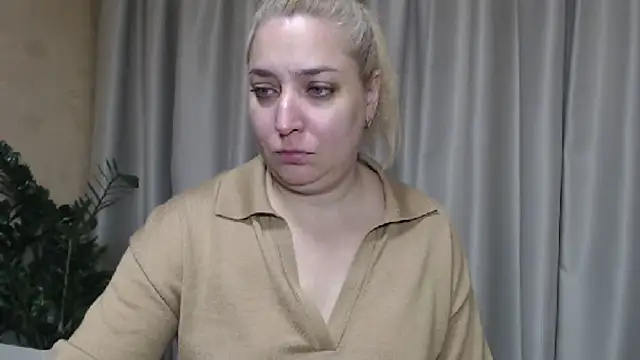 sweetpussy13 online show from 10-11-25, 06:12