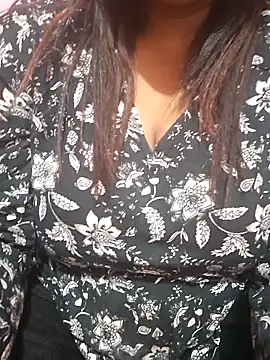 Sexy doctor72 online show from 12-21-25, 04:47