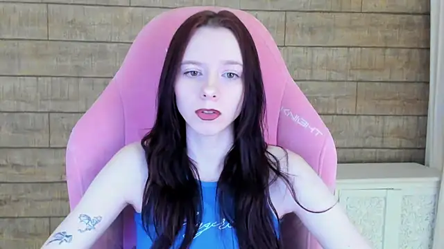 Snapshot of ArinaKubrick chatting on 07-12-26, 04:31 ArinaKubrick online show from 07-12-26, 04:31