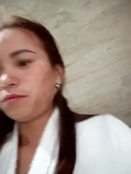 ngaytho004 online show from 12-18-25, 12:06