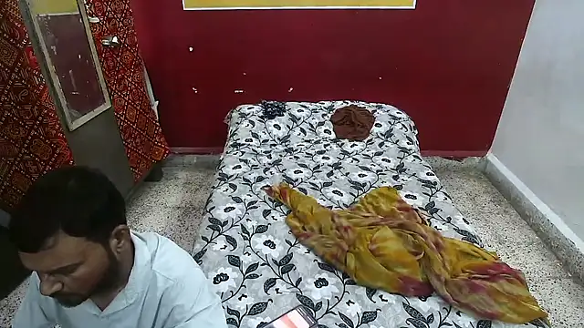 Lovelycouple25 online show from 04-21-26, 06:52