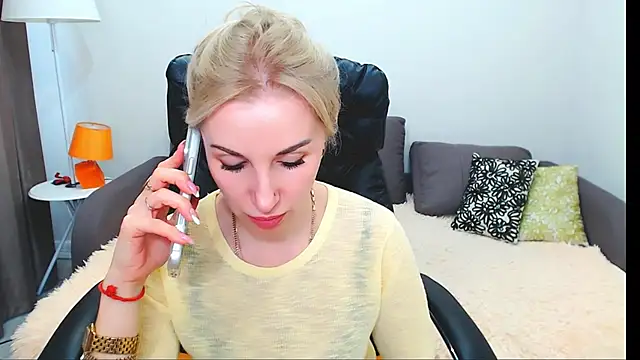 Hanna--Sweet online show from 05-08-26, 12:21