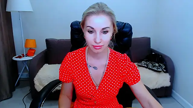 Hanna--Sweet online show from 07-10-26, 04:09