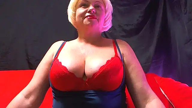 NaughtyMILF4UX online show from 01-18-26, 10:30