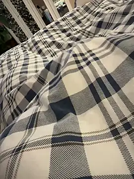 Manu1983el01 online show from 04-16-26, 10:12