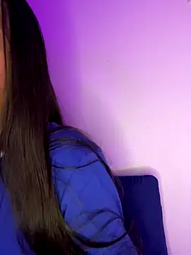 Iam samanthaaa online show from 12-17-25, 04:18