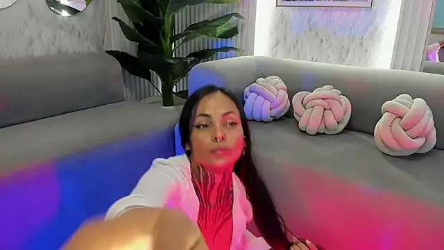 cheekybitch  online show from 01-08-26, 03:09