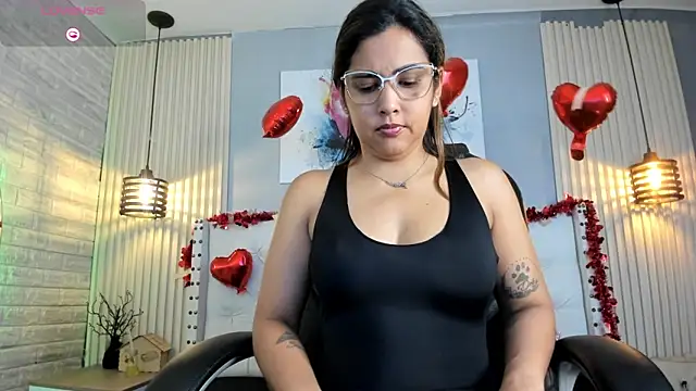 scarletbaker   online show from 02-10-26, 10:25