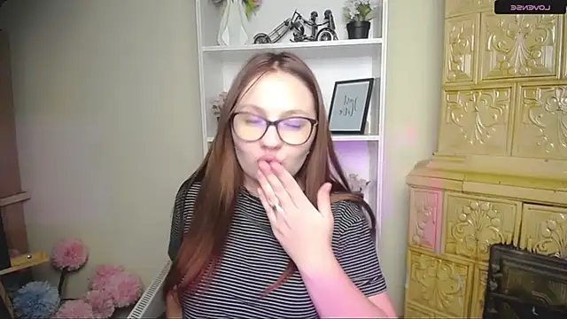 LiliaErmi online show from 12-21-25, 06:42