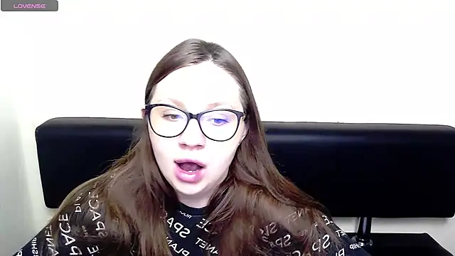 LiliaErmi online show from 03-27-26, 07:47