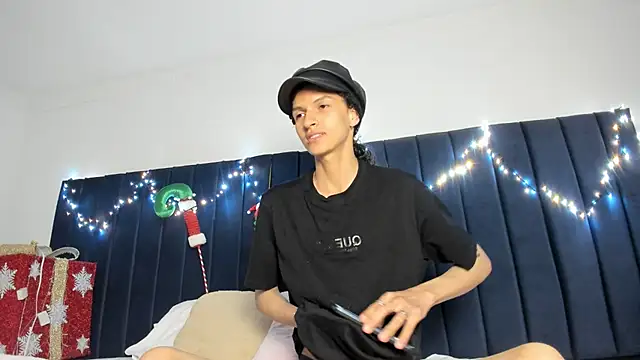 vannellope 96 online show from 12-19-25, 07:21