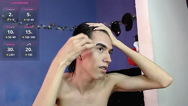 Juan Gomezz26 online show from 05-18-26, 07:31