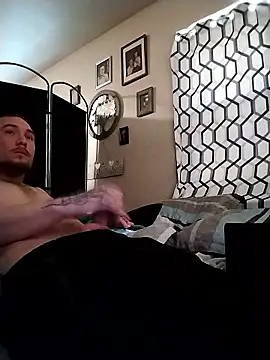 Snapshot of sexywhitedick@xh chatting on 01-12-26, 06:57 sexywhitedickxh online show from 01-12-26, 06:57