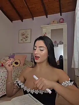 Esmeralda Rossi online show from 02-10-26, 05:50