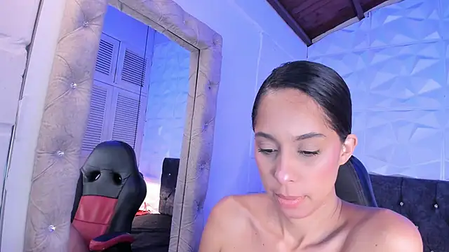 Snapshot of Perla_dl chatting on 01-13-26, 09:53 Perla dl online show from 01-13-26, 09:53