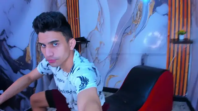 Snapshot of Hot_Boys_69 chatting on 01-14-26, 08:25 Hot Boys 69 online show from 01-14-26, 08:25