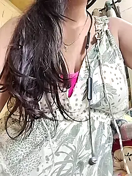 Queen 089 online show from 06-12-26, 08:57