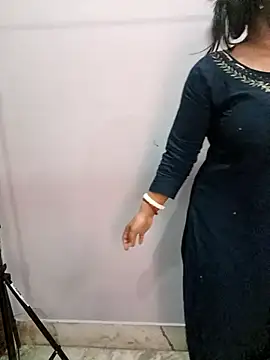 Snapshot of indian_bahu1 chatting on 02-26-26, 08:35 indian bahu1 online show from 02-26-26, 08:35