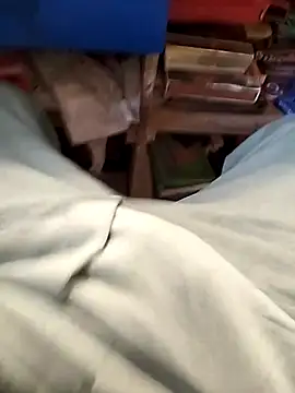 Snapshot of mohit08desi chatting on 12-18-25, 09:48 mohit08desi online show from 12-18-25, 09:48