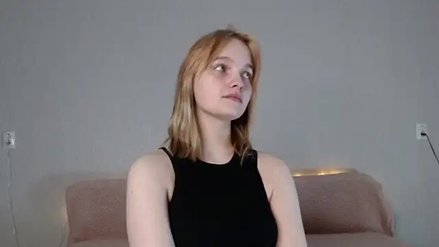 Catherine Walker online show from 01-06-26, 02:10