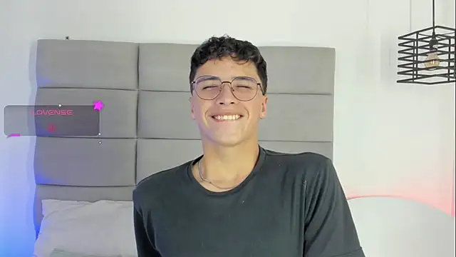 JoshClaarktt online show from 04-02-26, 04:10