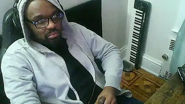 MrUnintentional online show from 12-17-25, 03:01