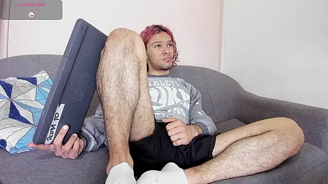 TAYSON SCOTT online show from 02-06-26, 01:03