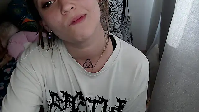 AlienforTwenty online show from 04-20-26, 02:53