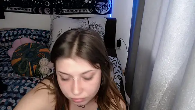 AlienforTwenty online show from 04-22-26, 02:18